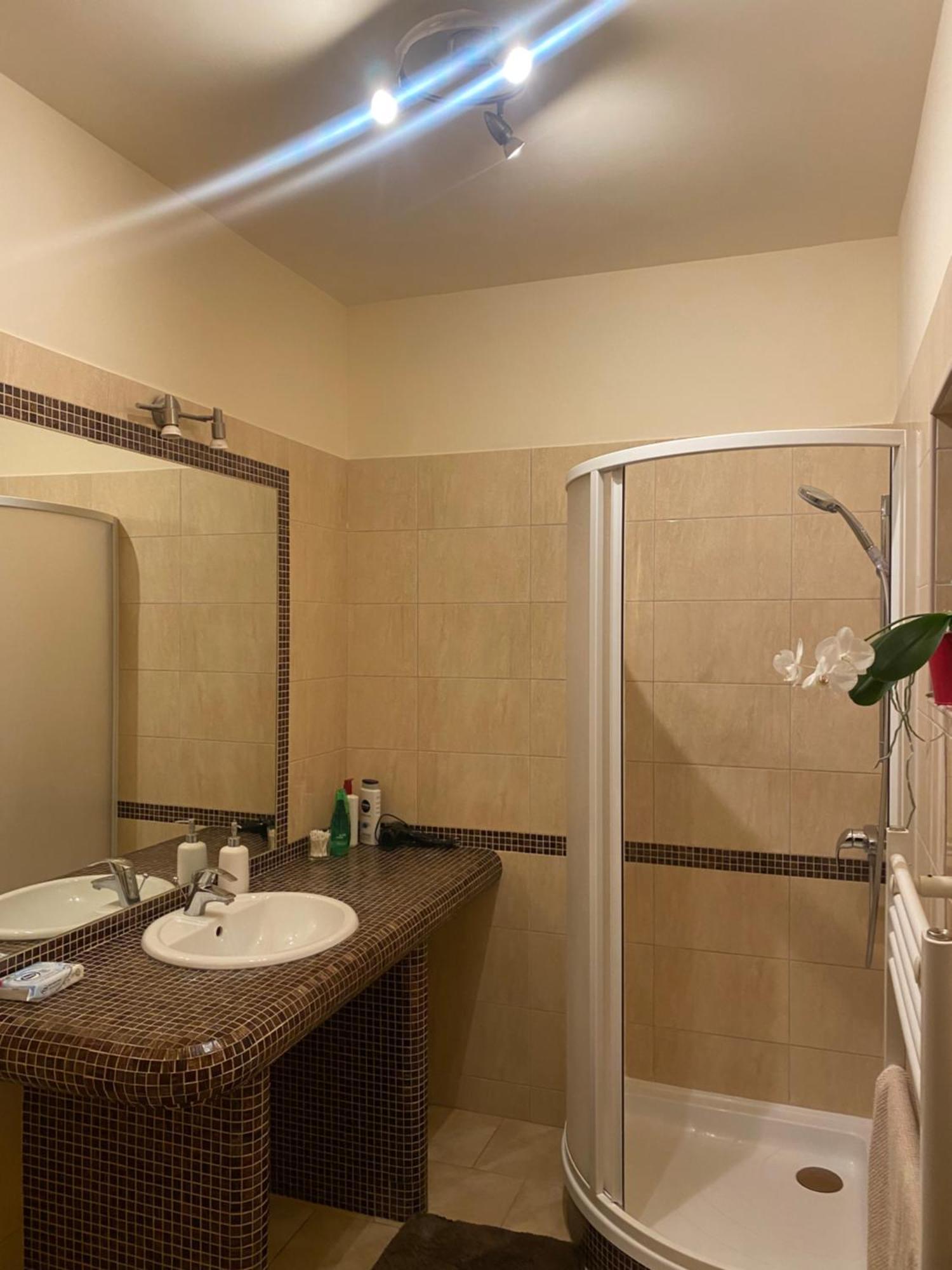 Garden Spa Resort Budapest Bagian luar foto